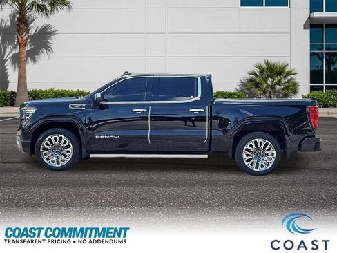 Certified 2025 GMC Sierra 1500 Denali Ultimate AWD/4WD image 9