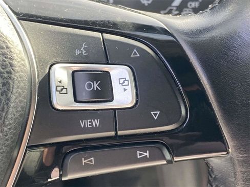 Used 2019 Volkswagen Tiguan SE image 24