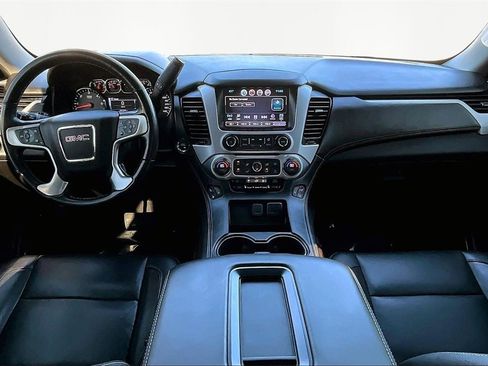 Used 2020 GMC Yukon SLT image 16