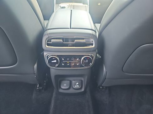 Used 2024 Genesis GV80 3.5T Advanced AWD/4WD image 29