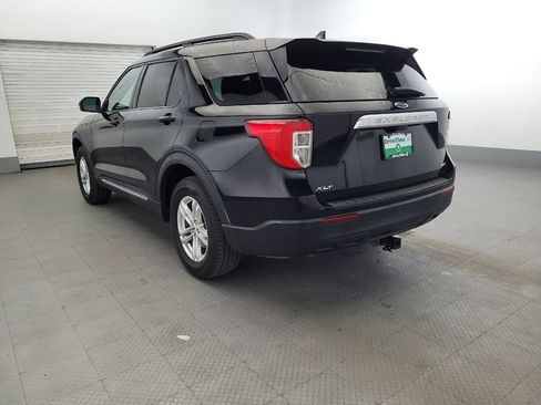 Used 2022 Ford Explorer XLT AWD/4WD image 5