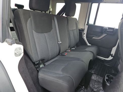 Used 2016 Jeep Wrangler Unlimited Sport AWD/4WD image 36