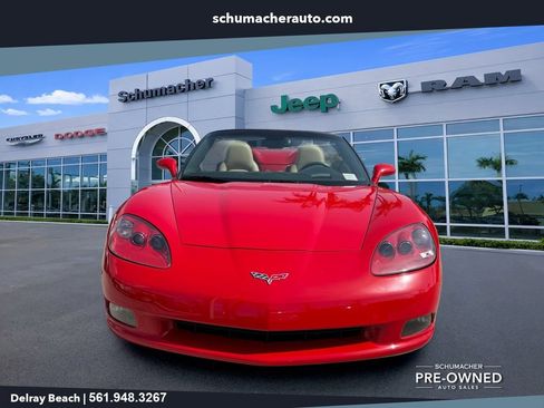 Used 2006 Chevrolet Corvette Convertible w/ Preferred Equipment Group RWD image 2