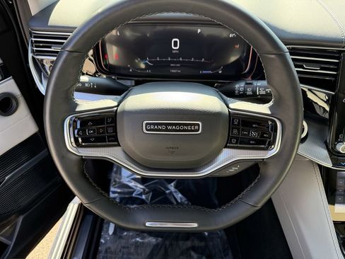 Used 2023 Jeep Grand Wagoneer Series I image 23
