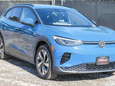 New 2025 Volkswagen ID.4 Pro image 3