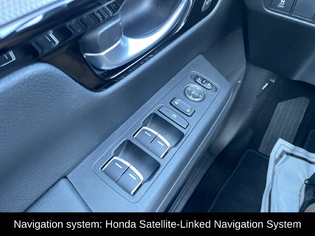 Used 2024 Honda CR-V Sport Touring image 15