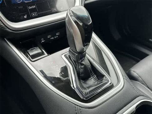 Used 2020 Subaru Outback Limited image 27