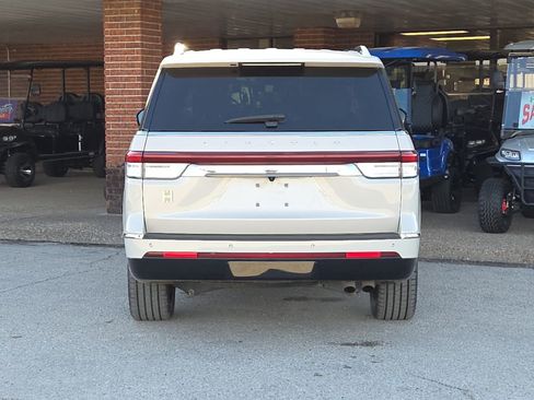 Used 2024 Lincoln Navigator Reserve image 7