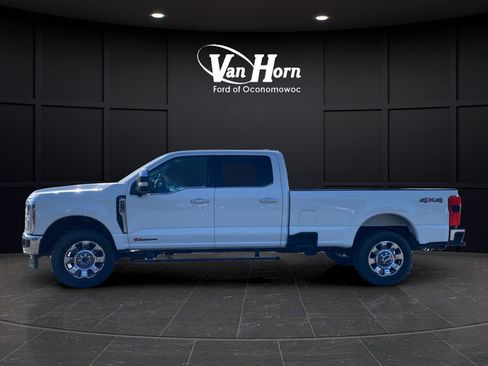 Used 2024 Ford F250 Lariat w/ Lariat Ultimate Package AWD/4WD image 4