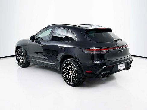 New 2026 Porsche Macan image 3