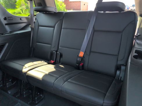 Used 2024 Chevrolet Tahoe High Country w/ Advanced Technology Package image 36