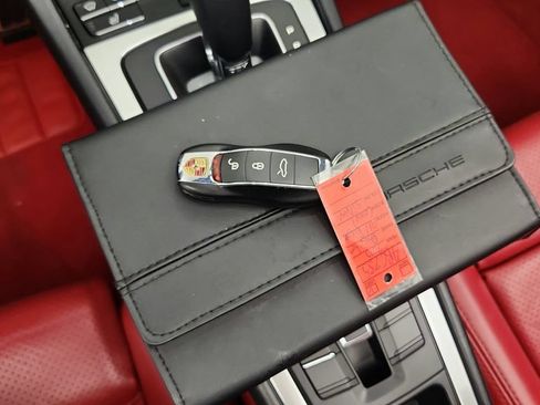 Used 2015 Porsche 911 Targa 4S AWD/4WD image 86