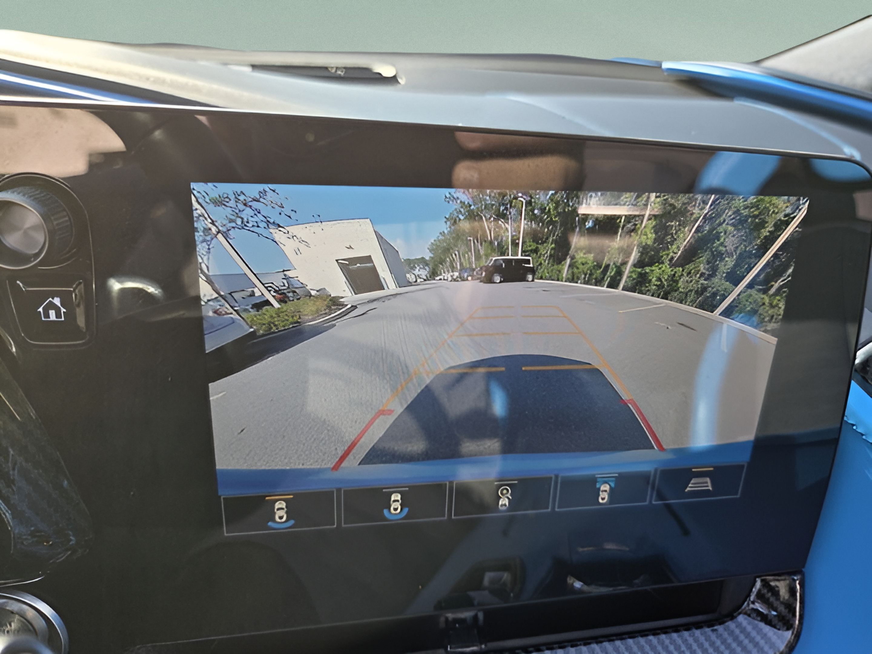 Certified 2021 Chevrolet Corvette Stingray Premium Conv w/ 3LT RWD image 22