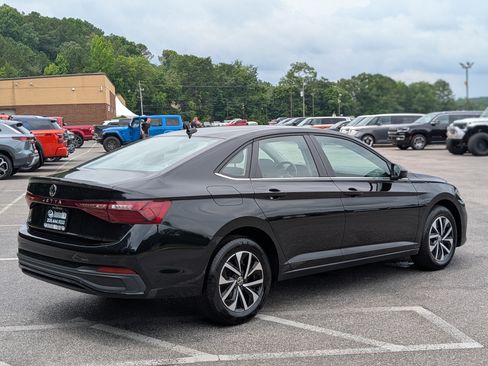 Used 2025 Volkswagen Jetta S FWD image 9