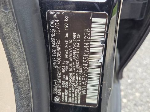 Used 2005 BMW 330i Sedan RWD image 6