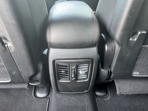 Used 2025 Dodge Durango R/T w/ Blacktop Package AWD/4WD image 25