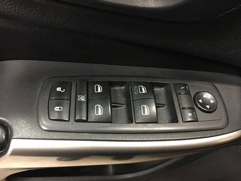 Used 2020 Jeep Cherokee Latitude Lux w/ Comfort/Convenience Group image 33