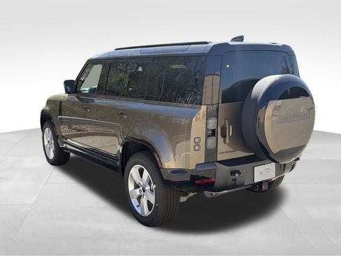 New 2026 Land Rover Defender 110 X-Dynamic SE AWD/4WD image 6