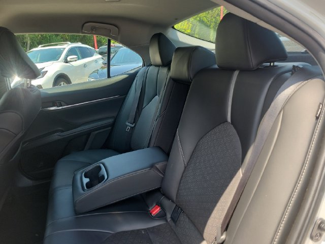 Used 2024 Toyota Camry XSE FWD image 11
