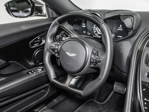 Used 2023 Aston Martin DBS Coupe RWD image 19