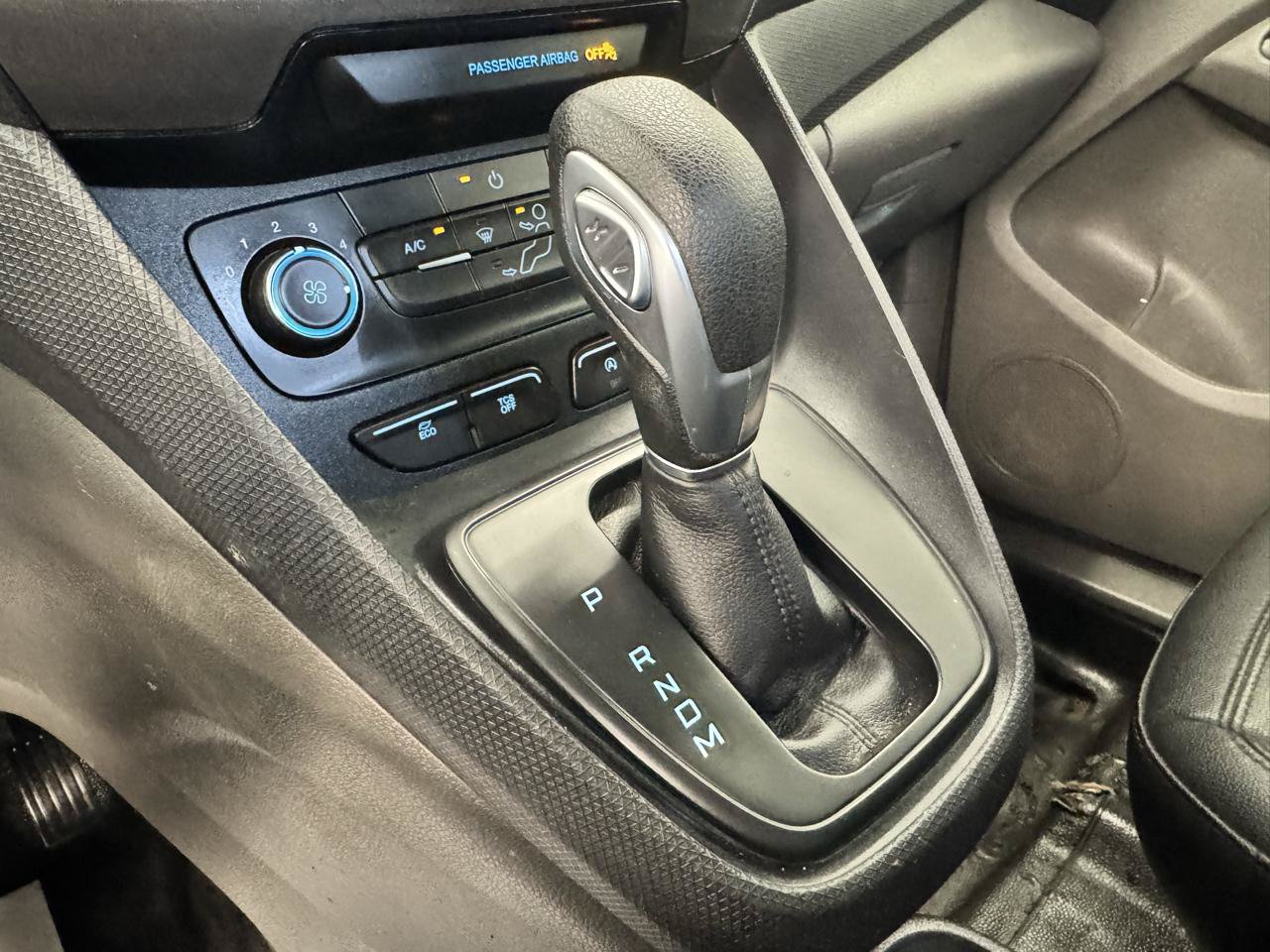 Used 2020 Ford Transit Connect XL FWD image 22