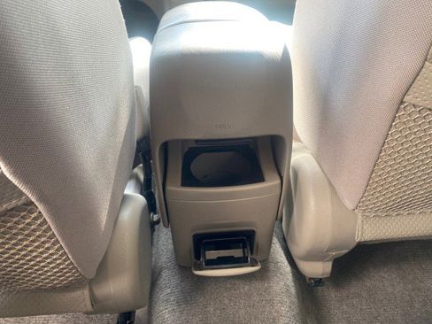 Used 2005 Toyota RAV4 2WD image 72