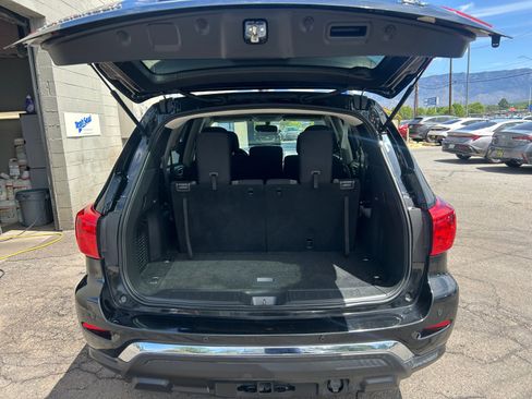 Used 2017 Nissan Pathfinder SV w/ Trailer Tow Package AWD/4WD image 30