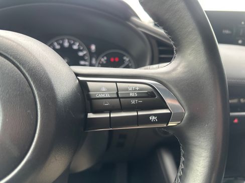 Used 2024 MAZDA MAZDA3 s image 32