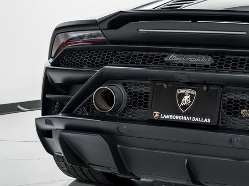 Used 2022 Lamborghini Huracan EVO RWD image 50