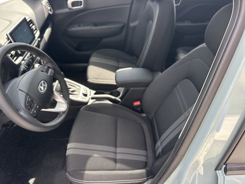 New 2026 Hyundai Venue SEL image 19