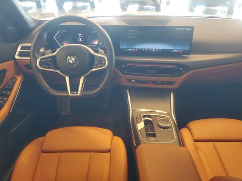 Used 2025 BMW 330i xDrive Sedan w/ M Sport Package image 14