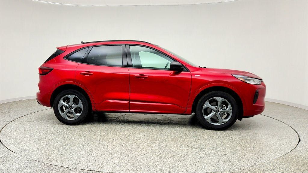 Used 2024 Ford Escape ST-Line AWD/4WD image 4
