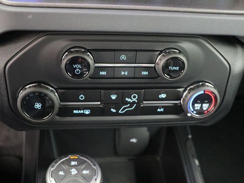 New 2025 Ford Bronco 2-Door image 22