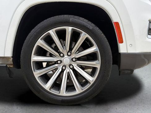 Used 2022 Jeep Grand Wagoneer Series II w/ Convenience Group III image 35