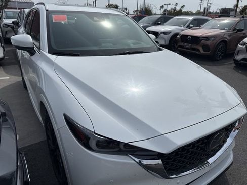 Used 2022 MAZDA CX-5 Signature image 1
