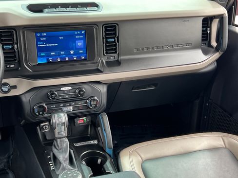 Used 2023 Ford Bronco Wildtrak AWD/4WD image 53