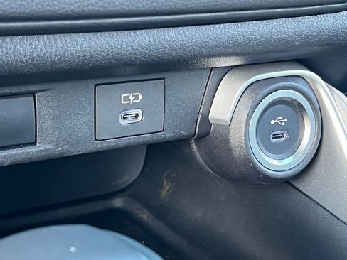 Used 2025 Toyota Grand Highlander AWD image 33