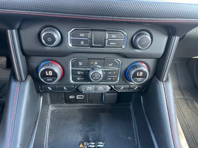 Used 2024 Chevrolet Tahoe RST w/ Luxury Package RWD image 30