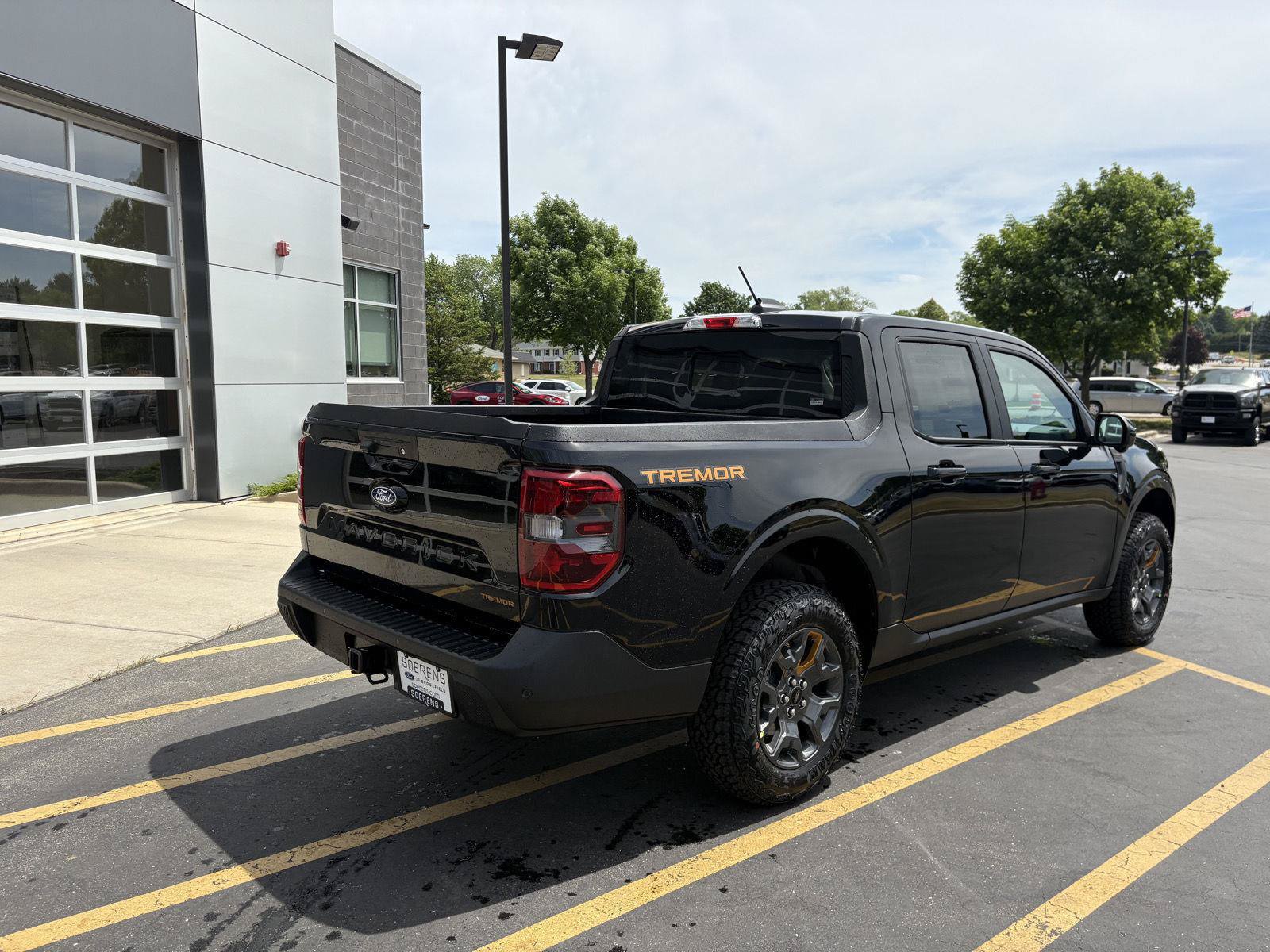 New 2026 Ford Maverick Tremor AWD/4WD image 6