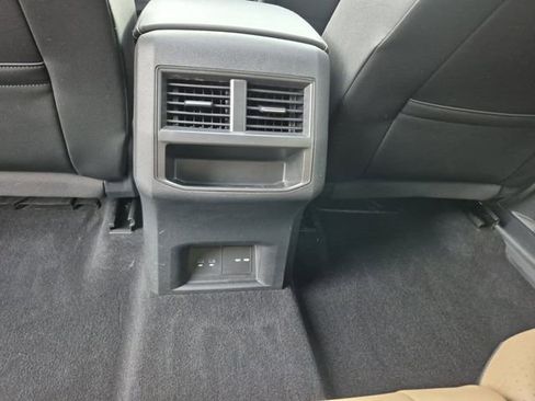 Used 2023 Volkswagen Atlas Cross Sport SE w/ Panoramic Sunroof Package image 30