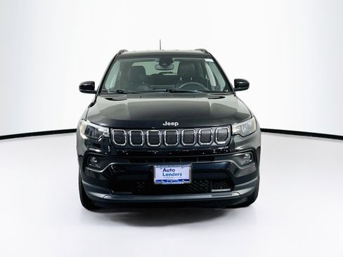 Used 2022 Jeep Compass Latitude AWD/4WD image 2