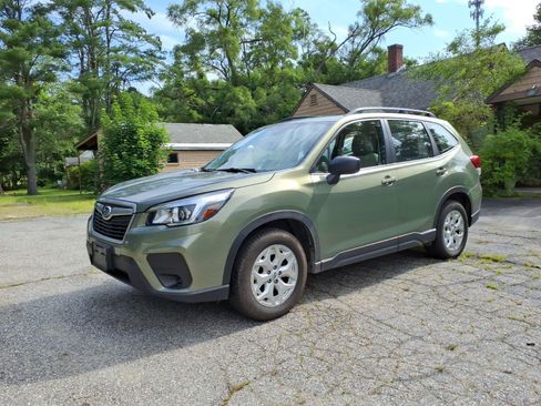 Used 2020 Subaru Forester w/ Alloy Wheel Package AWD/4WD image 1
