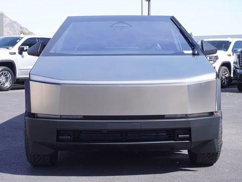 Used 2025 Tesla Cybertruck AWD Crew Cab image 7