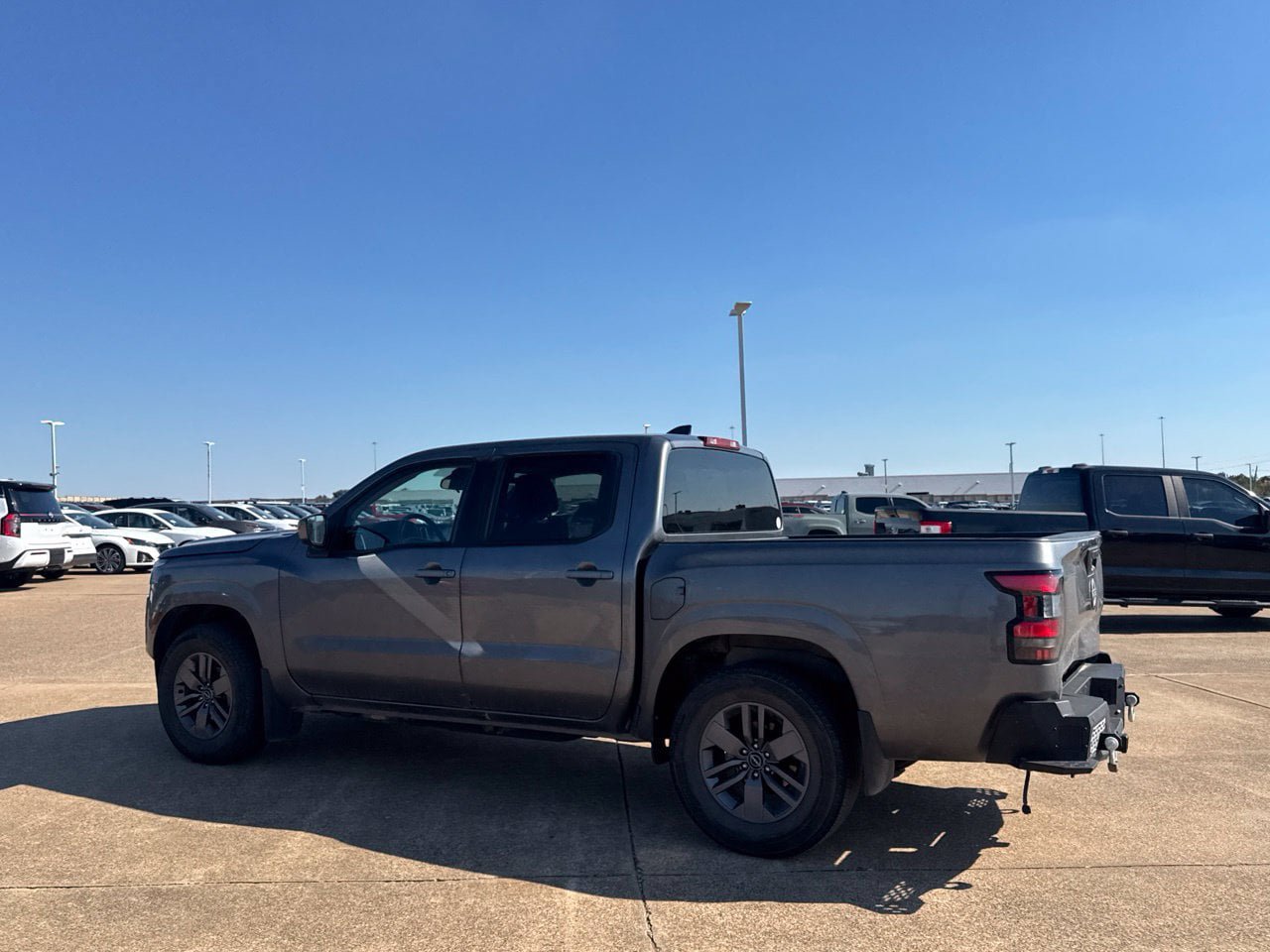 Used 2025 Nissan Frontier SV RWD image 24