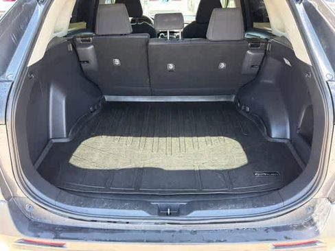 Used 2021 Toyota RAV4 LE FWD image 26