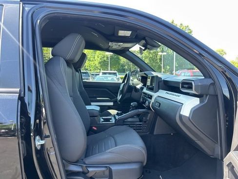 Used 2024 Toyota Tacoma TRD Off-Road AWD/4WD image 18