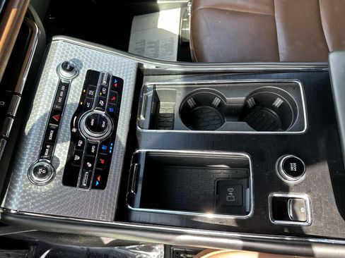 Used 2022 Lincoln Aviator Grand Touring w/ Elements Package Plus AWD/4WD image 22
