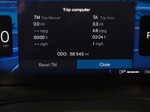 Certified 2024 Volvo XC60 B5 Ultimate AWD/4WD image 24