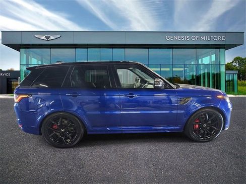 Used 2022 Land Rover Range Rover Sport SVR image 5