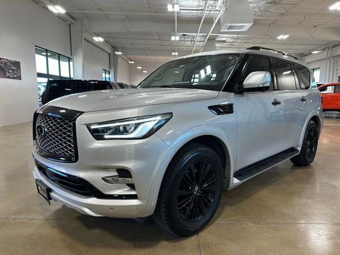 Used 2022 INFINITI QX80 Luxe w/ Cargo Package image 3
